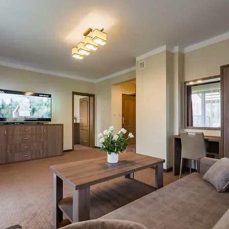 Urocze ホームステイ *