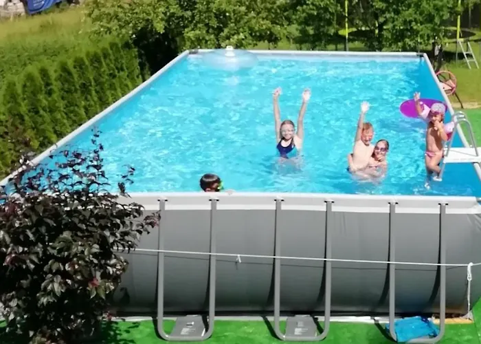 Urocze בית אירוח שצ'בניצה